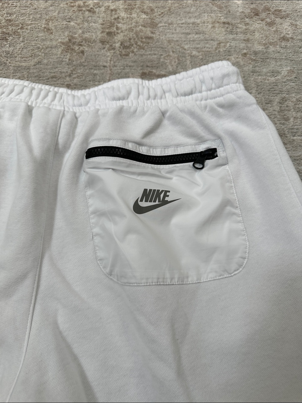Nike Duo two Men’s Large one pair Athletic Pants and one pair Yoga pants. - Picture 14 of 14